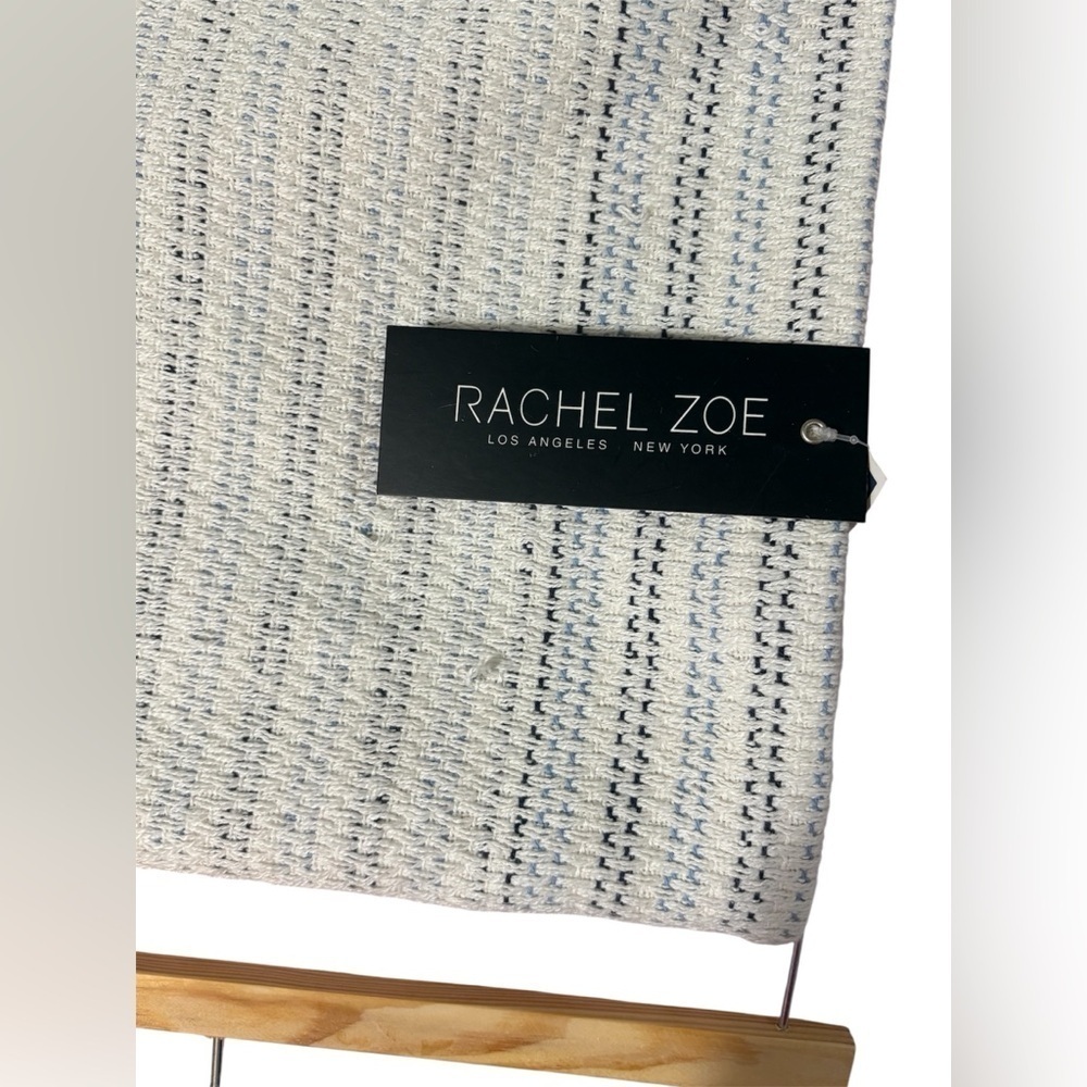Rachel Zoe Ivory and Charcoal Throw with Tassels blanket - Picture 2 of 2
